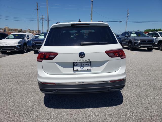 new 2024 Volkswagen Tiguan car, priced at $28,599