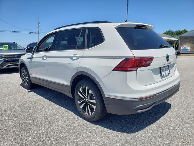 new 2024 Volkswagen Tiguan car, priced at $28,599