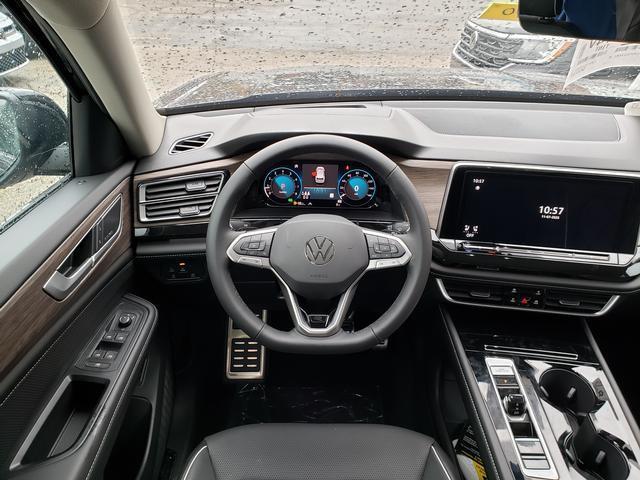 new 2026 Volkswagen Atlas car, priced at $55,748