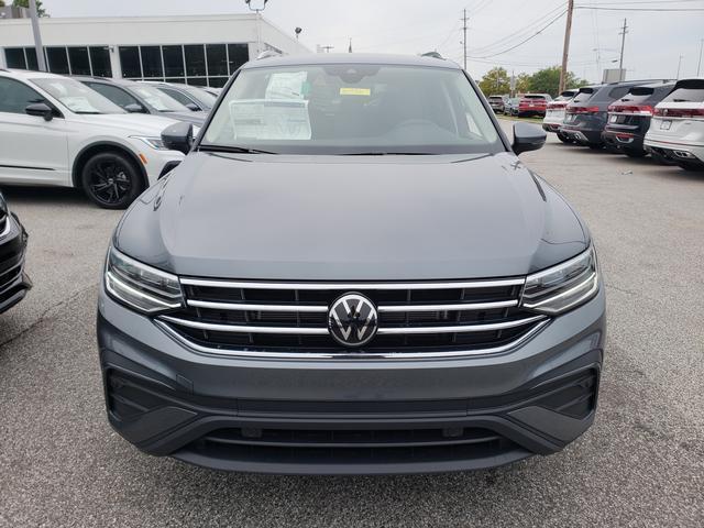 new 2024 Volkswagen Tiguan car, priced at $33,237