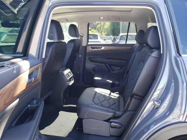 new 2026 Volkswagen Atlas car, priced at $49,194