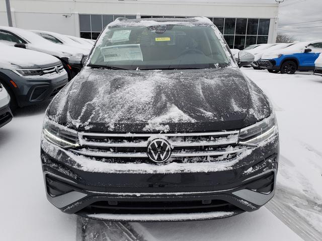 new 2024 Volkswagen Tiguan car, priced at $32,035