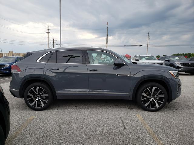 new 2025 Volkswagen Atlas Cross Sport car, priced at $51,101