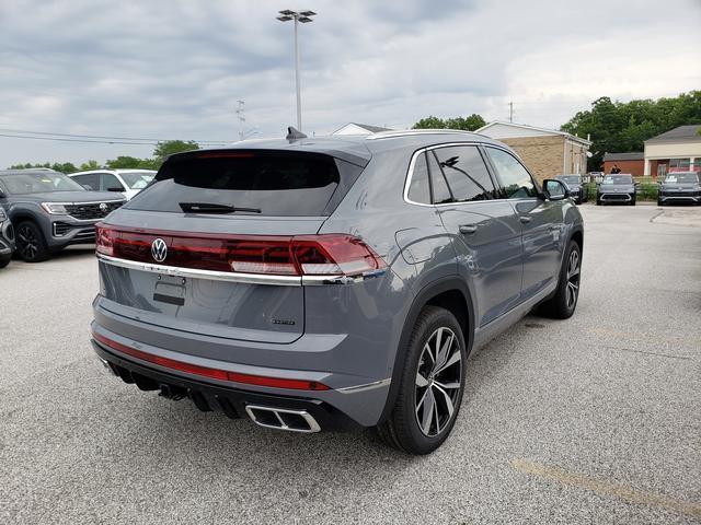 new 2025 Volkswagen Atlas Cross Sport car, priced at $51,101