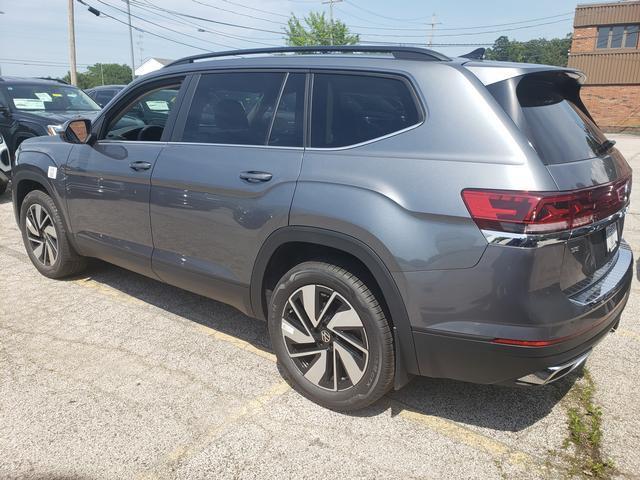 new 2024 Volkswagen Atlas car, priced at $42,838