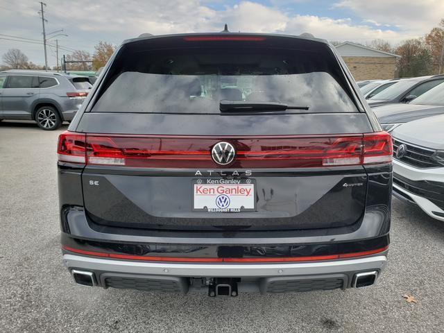 new 2025 Volkswagen Atlas car, priced at $45,163