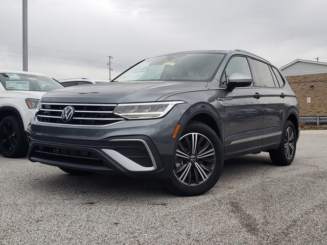 new 2024 Volkswagen Tiguan car, priced at $32,035