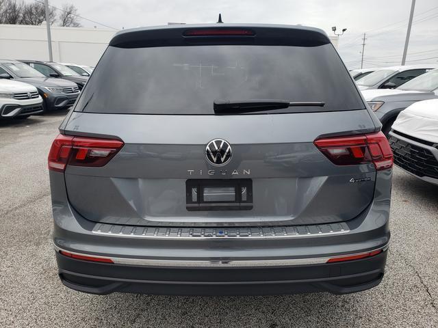 new 2024 Volkswagen Tiguan car, priced at $32,035