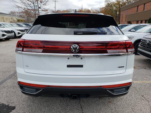 new 2025 Volkswagen Atlas Cross Sport car, priced at $44,007