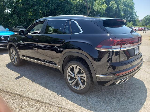 new 2024 Volkswagen Atlas Cross Sport car, priced at $47,546