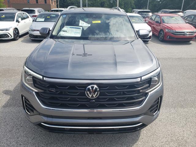 new 2024 Volkswagen Atlas car, priced at $50,647