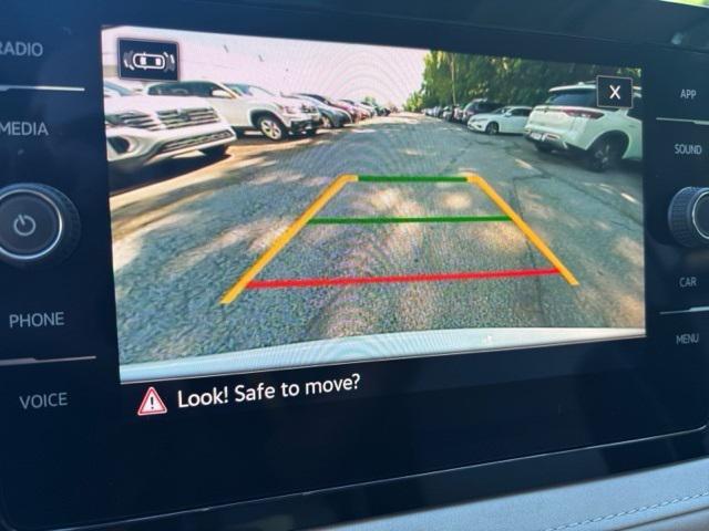 new 2025 Volkswagen Taos car