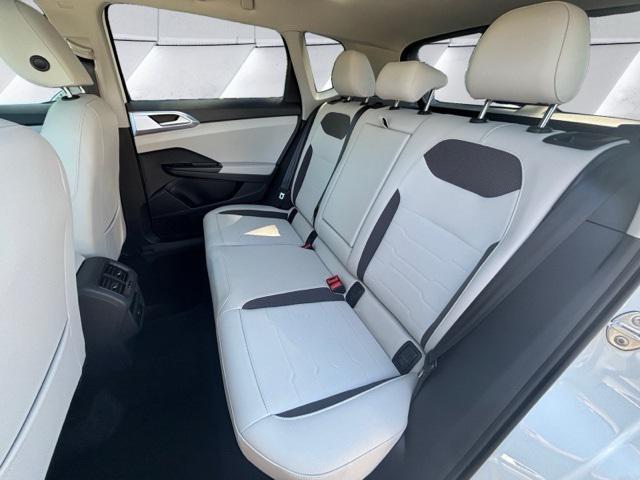 new 2025 Volkswagen Taos car