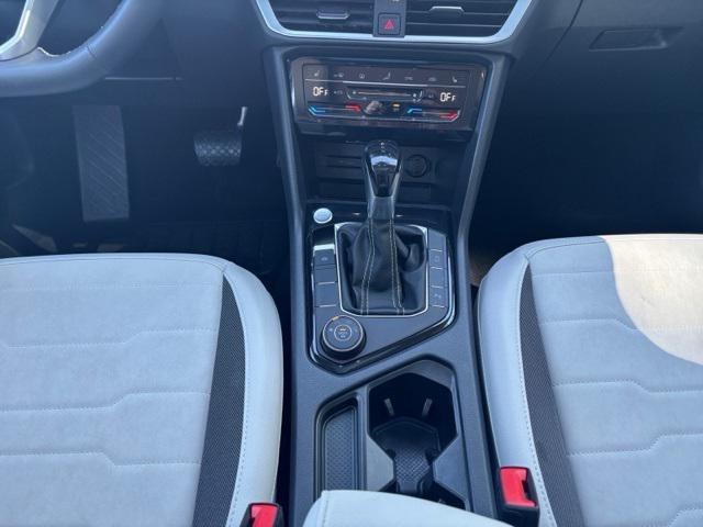 new 2025 Volkswagen Taos car