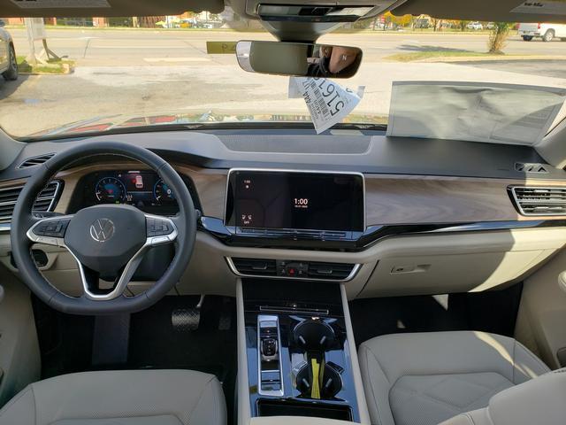 new 2026 Volkswagen Atlas car, priced at $48,220