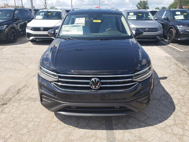 new 2024 Volkswagen Tiguan car, priced at $32,345