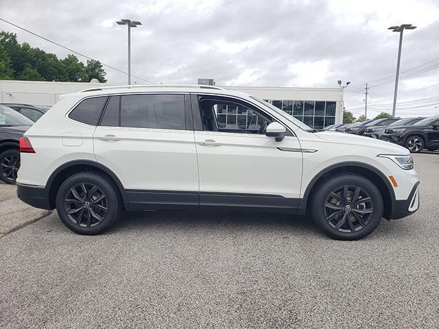 new 2024 Volkswagen Tiguan car, priced at $33,255