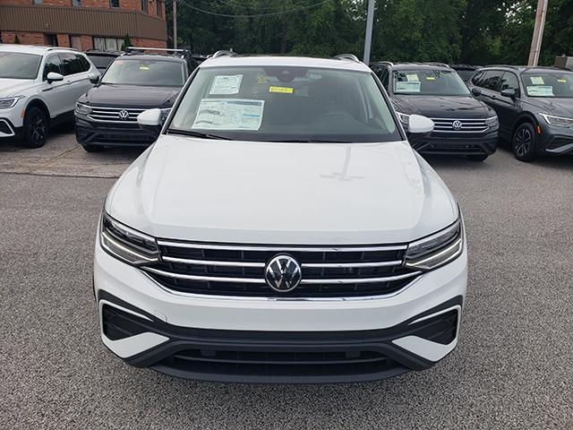 new 2024 Volkswagen Tiguan car, priced at $33,255