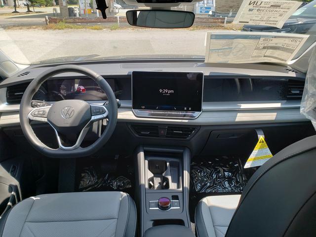 new 2025 Volkswagen Tiguan car, priced at $34,928