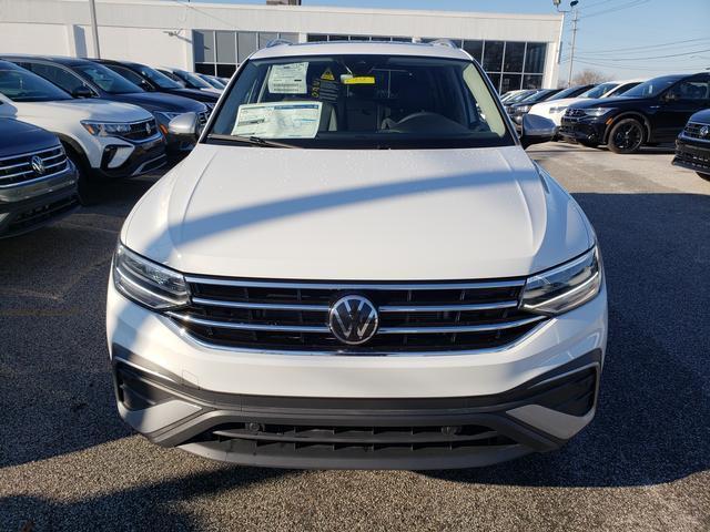 new 2024 Volkswagen Tiguan car, priced at $32,035