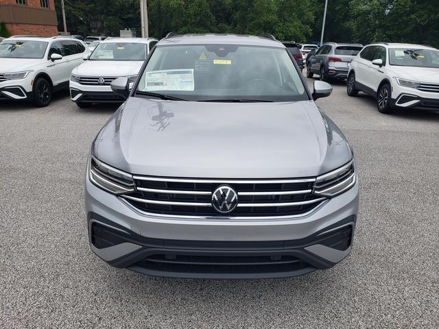 new 2024 Volkswagen Tiguan car, priced at $29,674