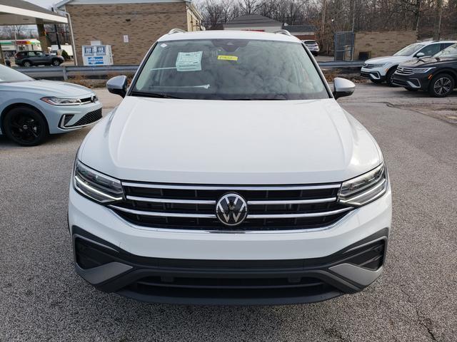 new 2024 Volkswagen Tiguan car, priced at $32,208