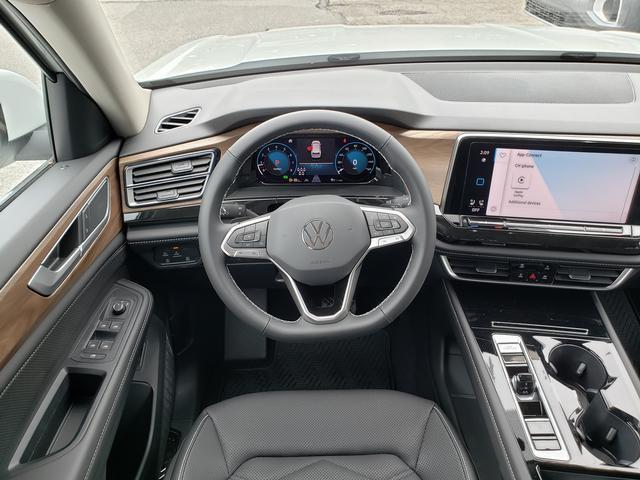 new 2025 Volkswagen Atlas car, priced at $41,283