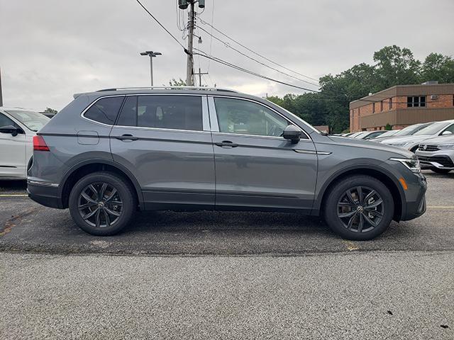 new 2024 Volkswagen Tiguan car, priced at $33,255