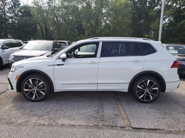 new 2024 Volkswagen Tiguan car, priced at $38,063