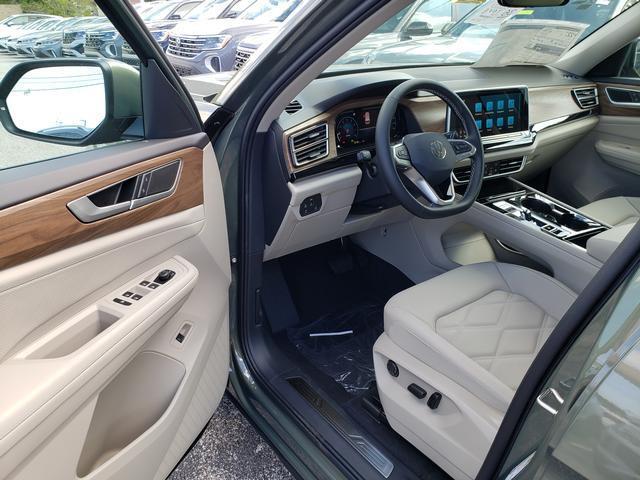 new 2026 Volkswagen Atlas car, priced at $48,044