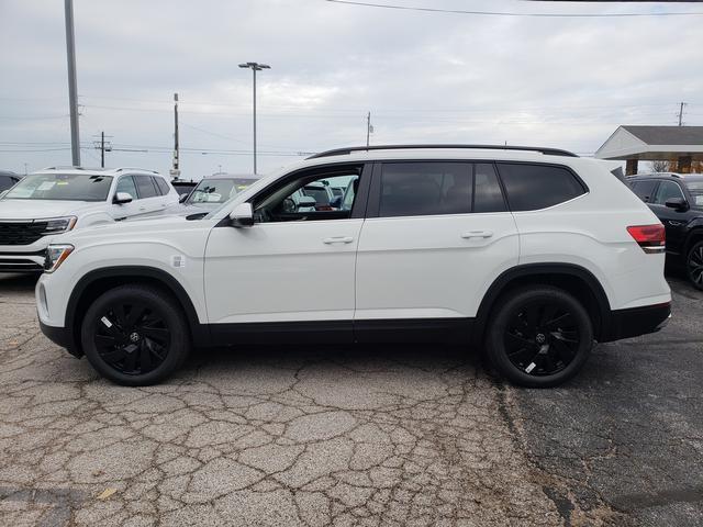 new 2025 Volkswagen Atlas car, priced at $44,182