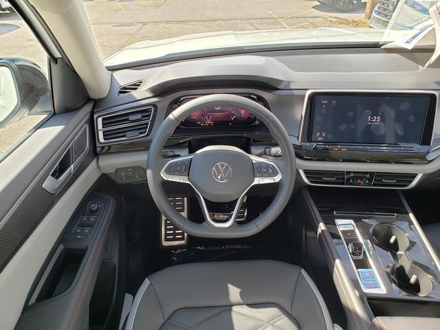 new 2025 Volkswagen Atlas car, priced at $47,146