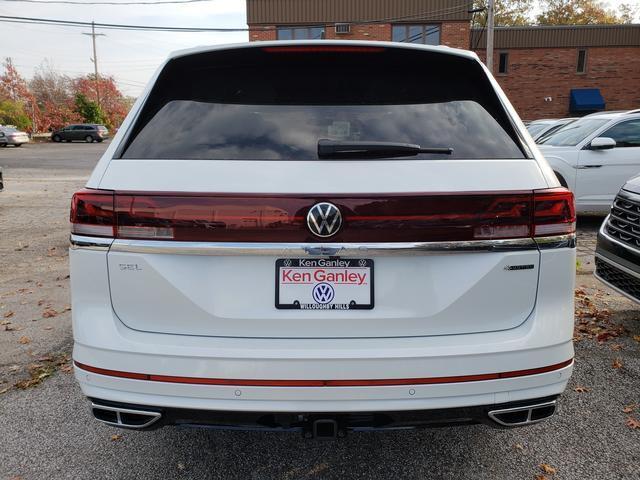 new 2025 Volkswagen Atlas car, priced at $53,002