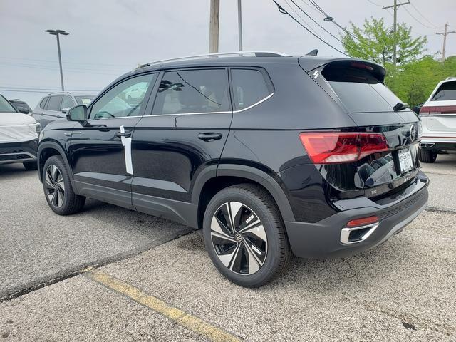 new 2024 Volkswagen Taos car, priced at $30,688