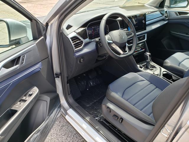 new 2025 Volkswagen Taos car, priced at $34,258