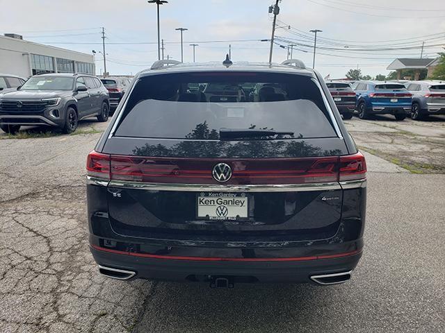 new 2024 Volkswagen Atlas car, priced at $42,535