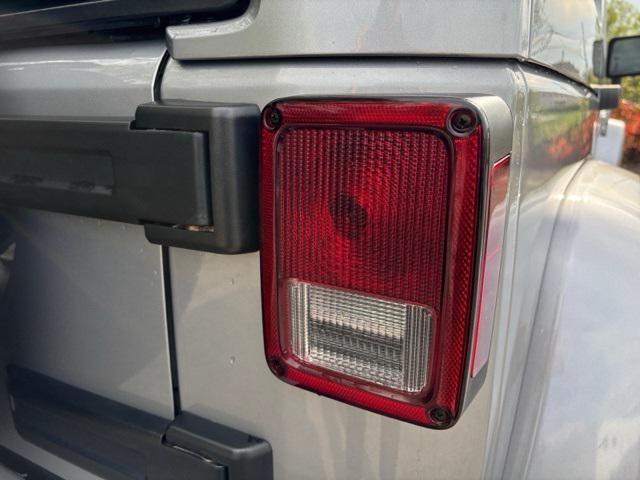 used 2013 Jeep Wrangler Unlimited car, priced at $15,812