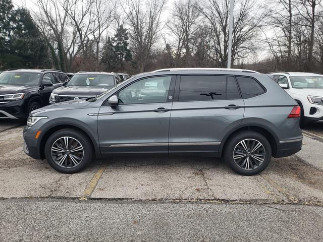 new 2024 Volkswagen Tiguan car, priced at $32,035