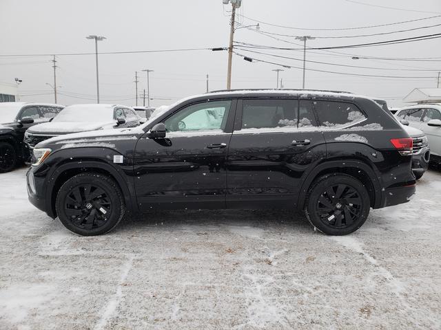 new 2025 Volkswagen Atlas car, priced at $44,327