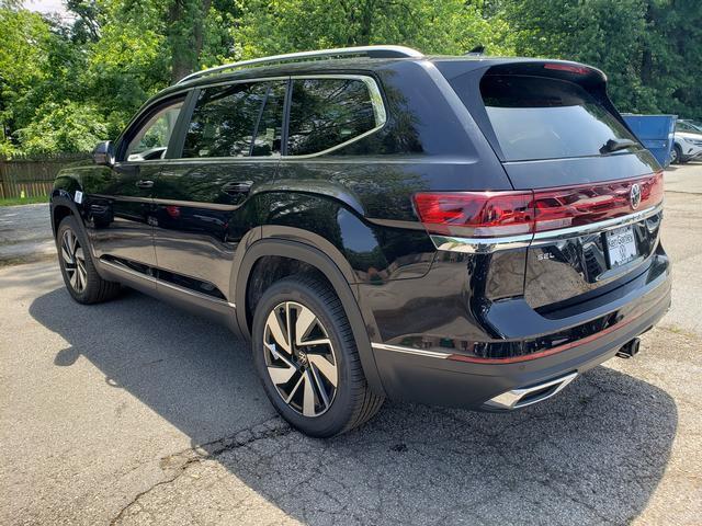 new 2024 Volkswagen Atlas car, priced at $46,665