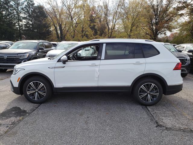 new 2024 Volkswagen Tiguan car, priced at $32,208