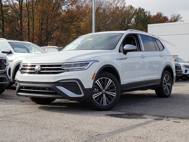 new 2024 Volkswagen Tiguan car, priced at $32,208