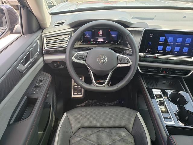 new 2025 Volkswagen Atlas car, priced at $46,745