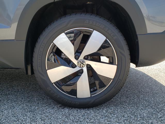 new 2025 Volkswagen Taos car, priced at $27,689