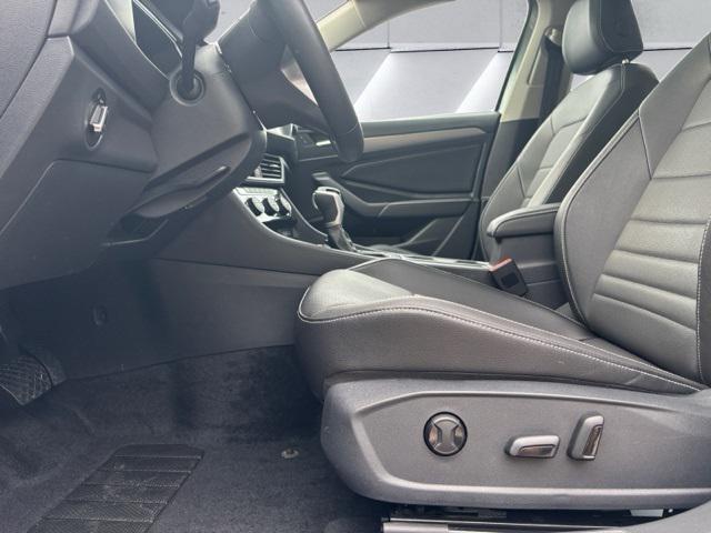 used 2024 Volkswagen Jetta car, priced at $23,295