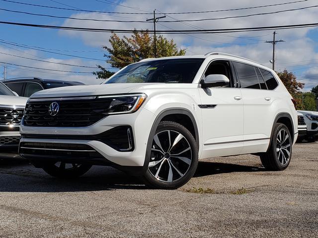 new 2025 Volkswagen Atlas car, priced at $53,002