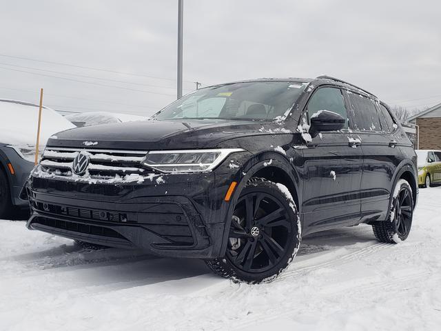 new 2024 Volkswagen Tiguan car, priced at $33,153