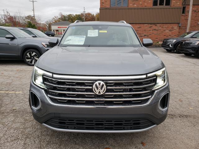 new 2025 Volkswagen Atlas car, priced at $47,581