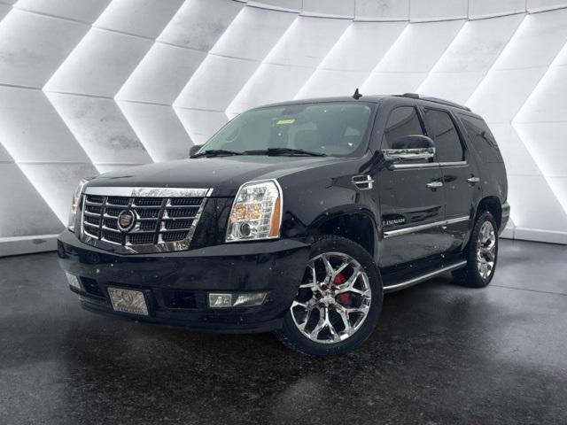 used 2007 Cadillac Escalade car, priced at $9,899