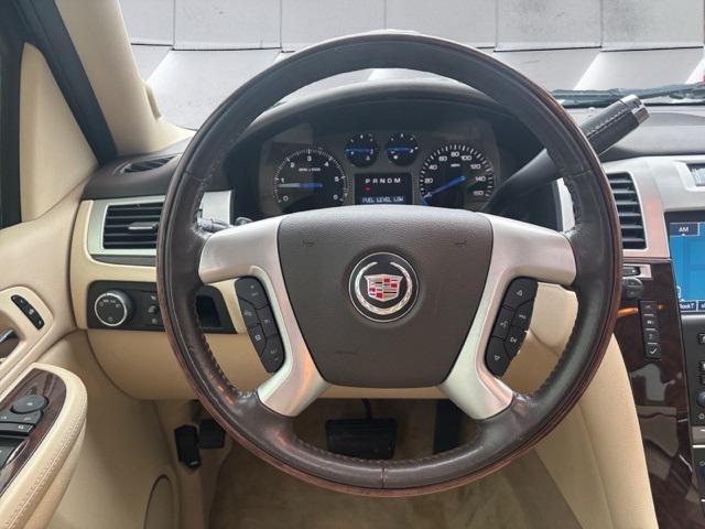 used 2007 Cadillac Escalade car, priced at $9,899